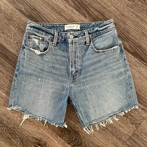 Abercrombie and Fitch curve love high rise mom